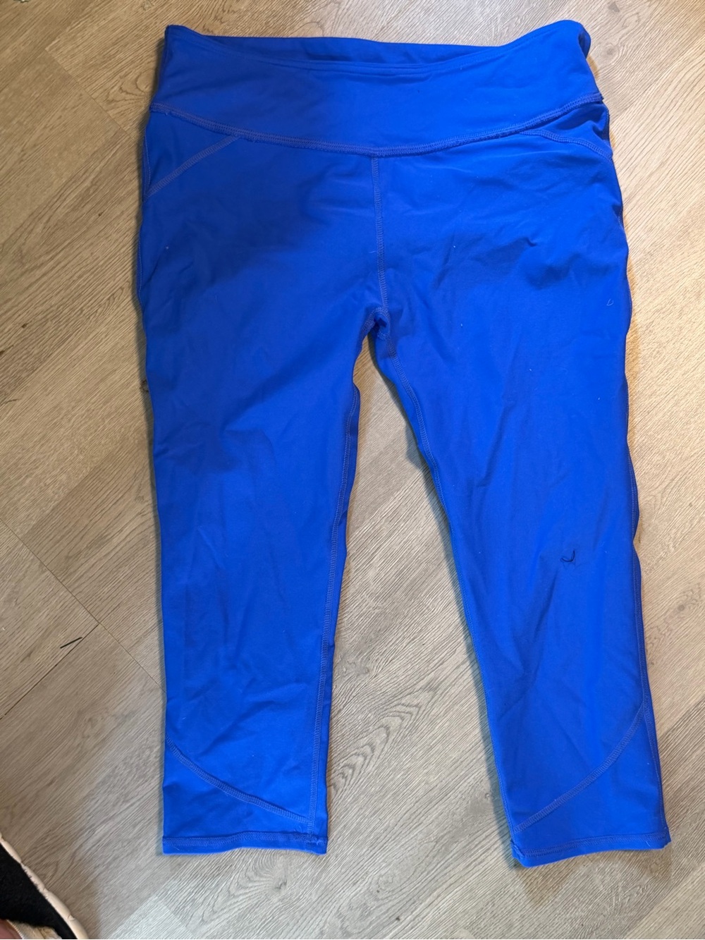 Fabletics Cobalt Blue Capri Workout Leggings